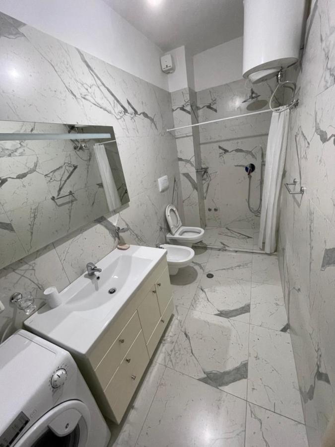 Gjiri Lalzit Apartment Durres Luaran gambar